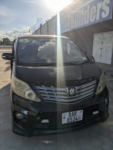 toyota Alphard